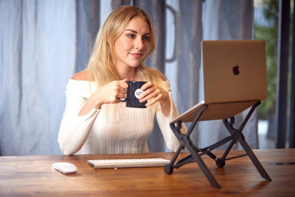 How to Thrive as a Web Developer Remote Nomad (Without Burning Out or Losing Clients)